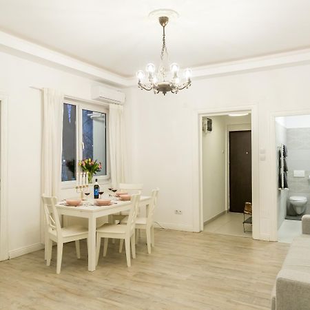 Appartement White Nights Of Old Town Bucarest Extérieur photo